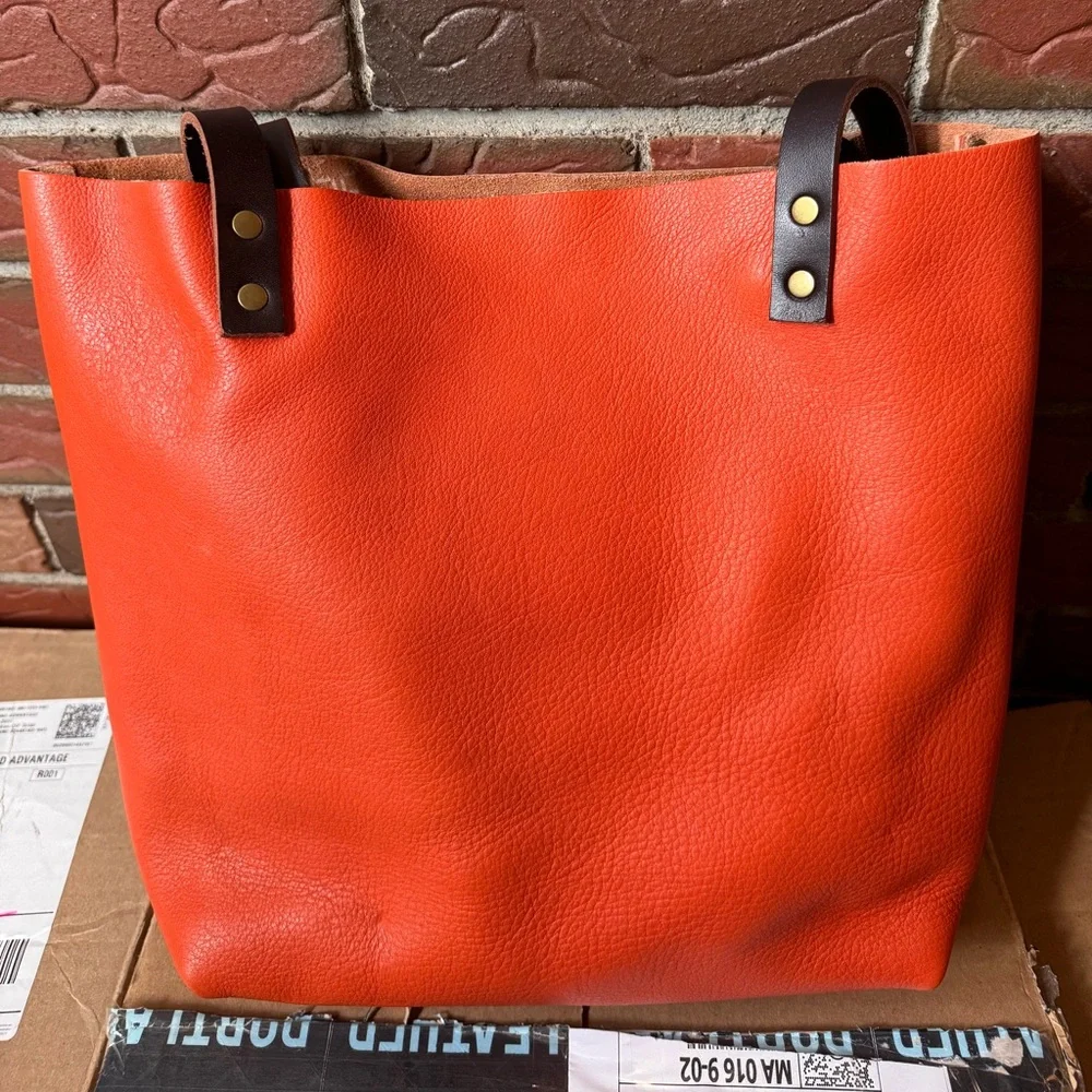 🦄Portland Leather Goods OG Persimmon Medium Classic Tote - Picture 2 of 5